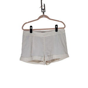 Express Women's Size 10 Off White Dressy Pleated Lines Short Shorts with Pockets